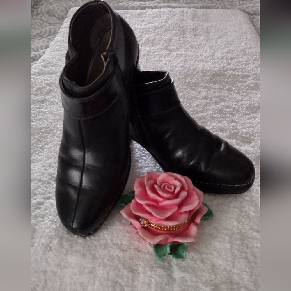 Joseph Seibel The European Comfort Shoe Black Leather Ankle Boot Women's Euro 38